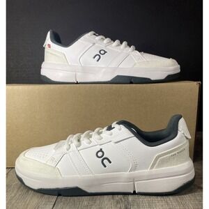 On Women's THE ROGER CLUBHOUSE Sneakers- White/Evergreen- Brand New (no box)